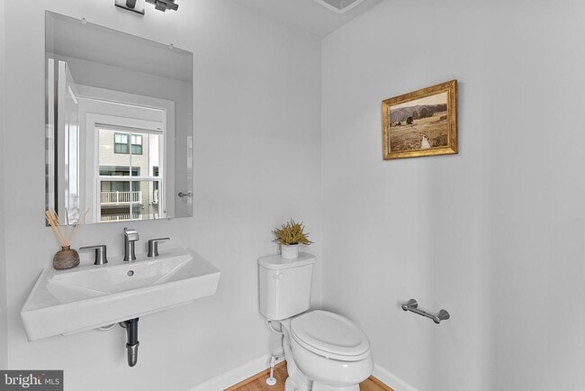 Building Photo - 43372 Whitehead Ter