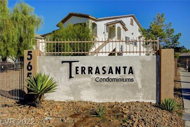 Building Photo - 5650 E Sahara Ave