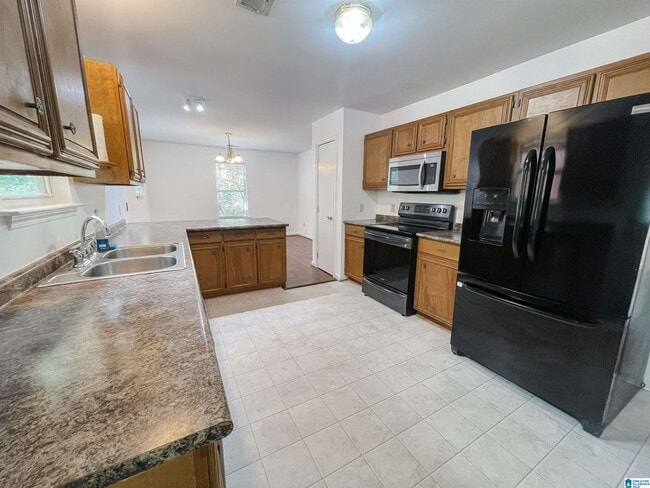 Building Photo - 919 47th Way S