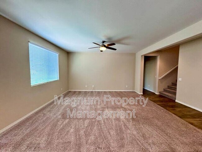 Building Photo - 34726 Yellow Root Ct
