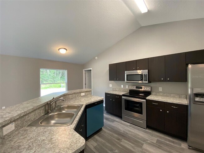 Building Photo - 15931 SW 57th Terrace Rd