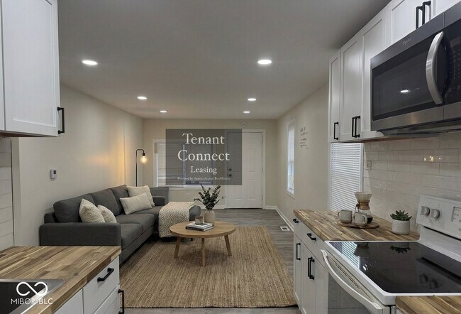 Building Photo - 2522 E 16th St