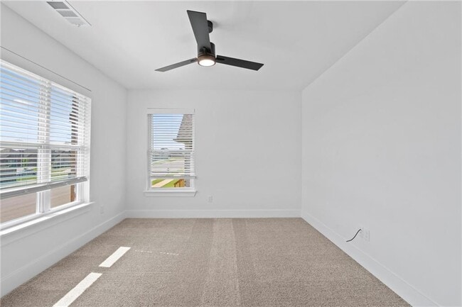 Building Photo - 4206 SW Adams Rd