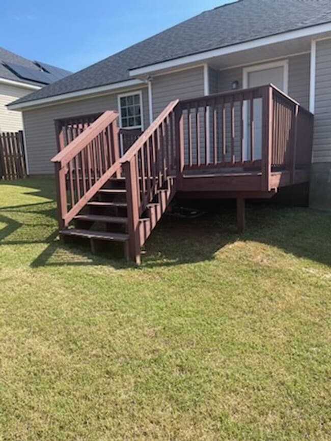 Building Photo - Grovetown Charmer Close To Fort