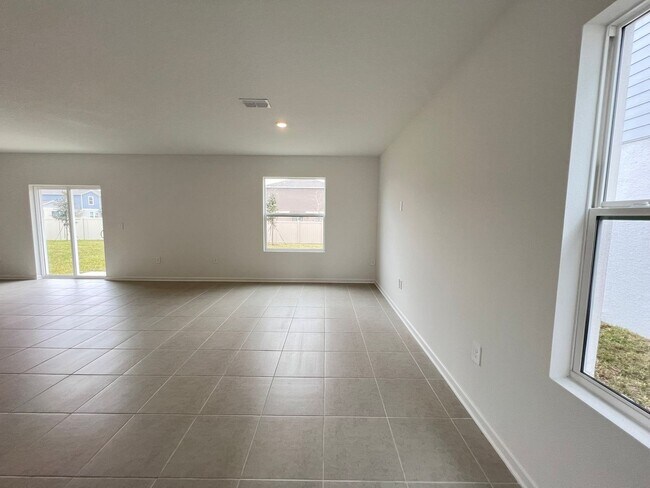 Building Photo - Perfect Home waiting for you!