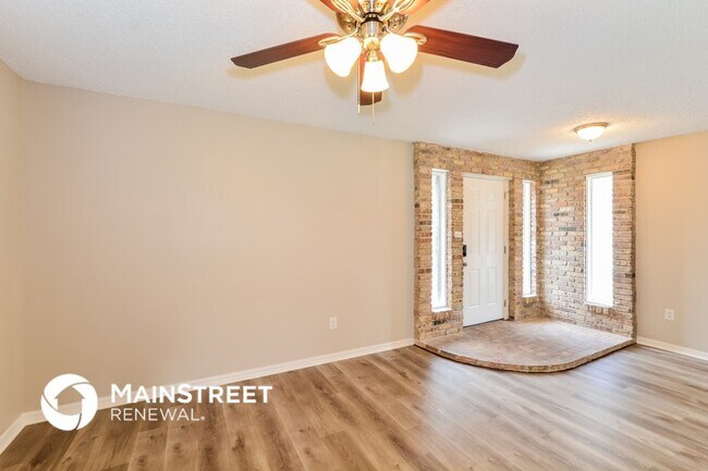 Building Photo - 1451 Azalea Ave
