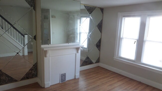 Building Photo - 24th & Tasker Street- Point Breeze-South Philadelphia