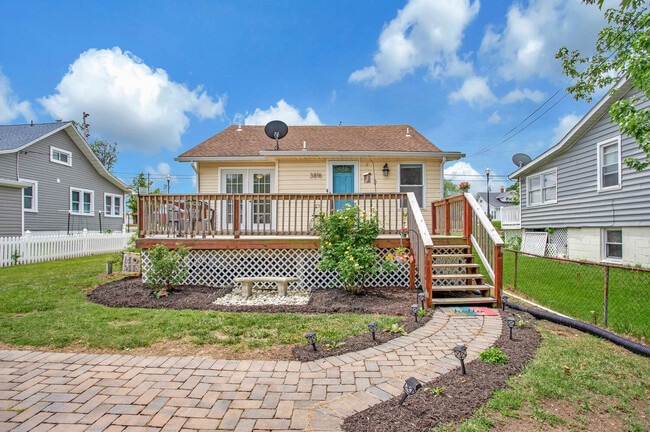 Building Photo - 3816 Chesapeake Beach Rd