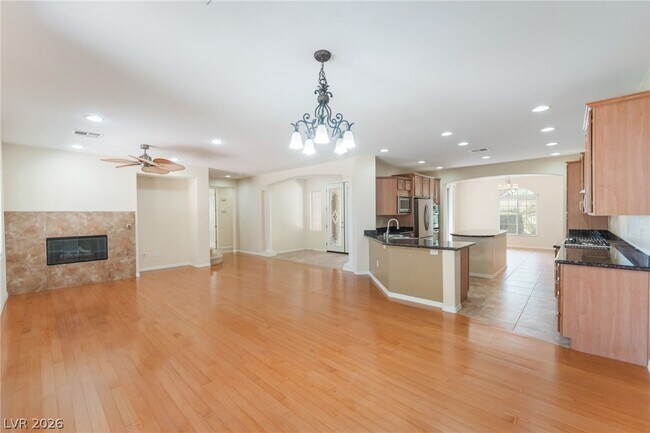 Building Photo - 224 Uccello Dr