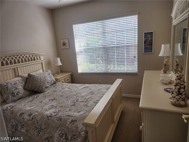 Building Photo - 8085 Celeste Dr