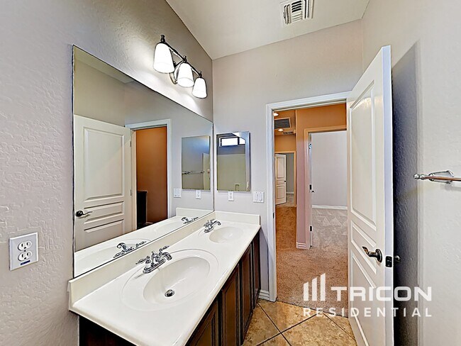 Building Photo - 37878 W Olivo St