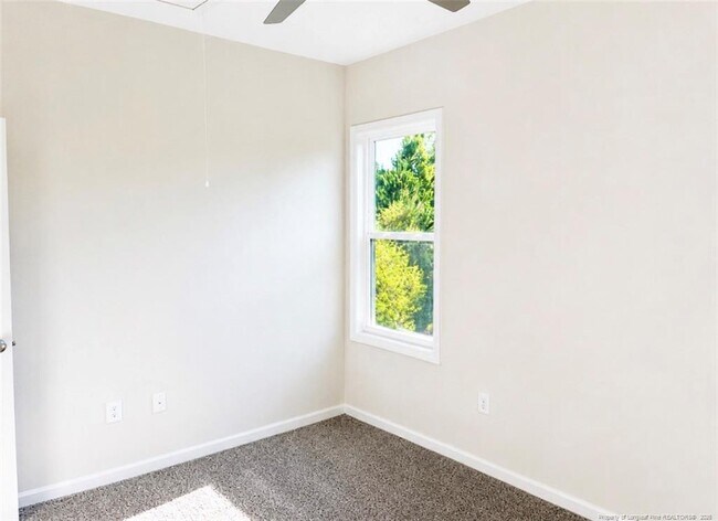 Building Photo - 5620 Tall Timbers Dr