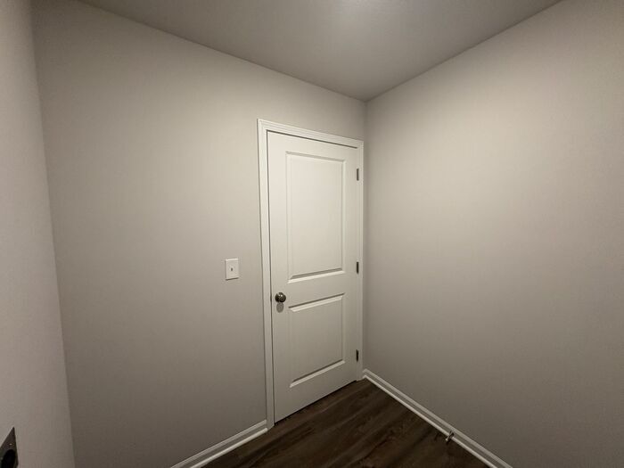 Building Photo - 4032 Park Ave