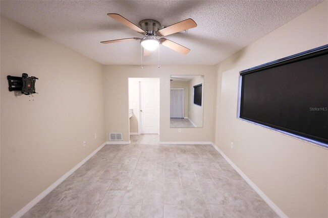 Building Photo - 13409 Rayburn Rd