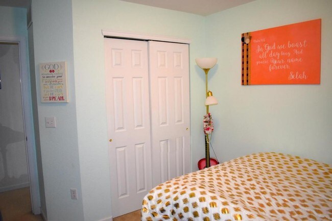 Building Photo - 14 Pierce St.