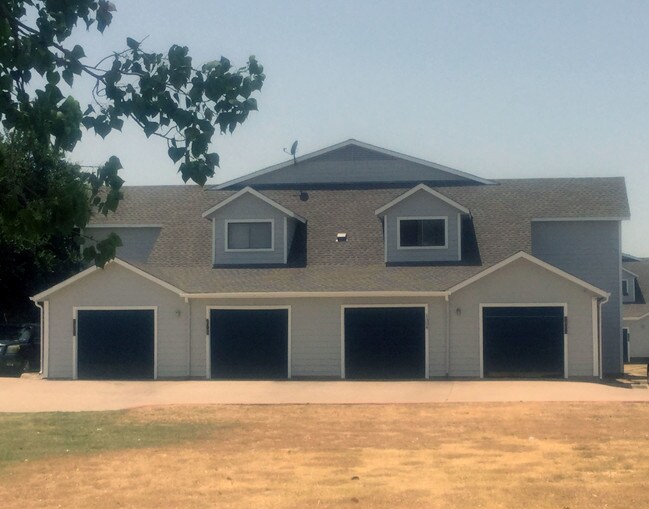 Meadows Condos 141 Valley View Dr Lewisville TX 75067 Apartment Finder