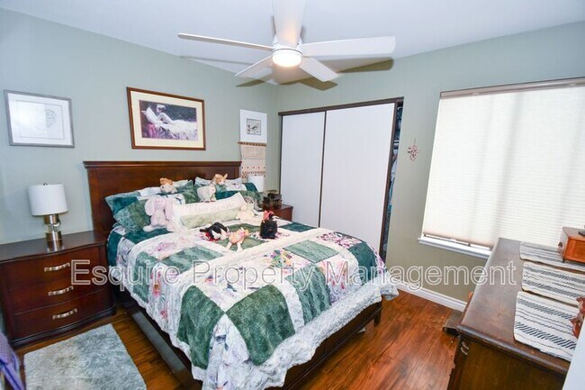 Building Photo - 17148 Village 17