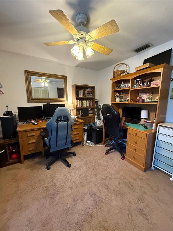 Building Photo - 3600 SW 19th Ave