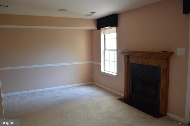 Building Photo - 16853 Capon Tree Ln