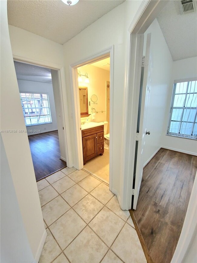 Building Photo - 16254 SW 100th Terrace