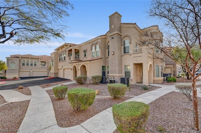 Building Photo - 10550 W Alexander Rd