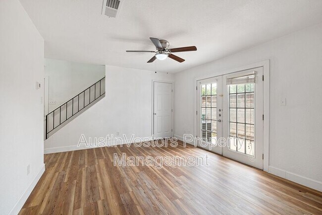 Building Photo - 2217 Mission Hill Dr