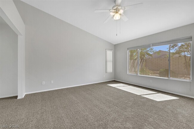 Building Photo - 8730 Wallaby Ln