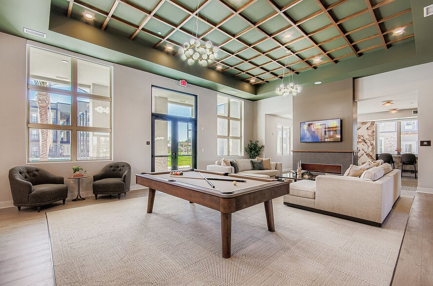 Garrett Mesa Clubhouse - Garrett Mesa