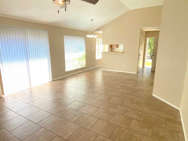 Building Photo - Affordable Duplex