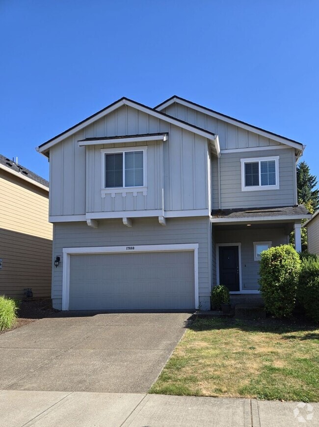 Building Photo - Excellent Location!  Like new built 2017 -...
