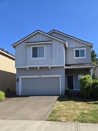 Building Photo - Excellent Location!  Like new built 2017 -...