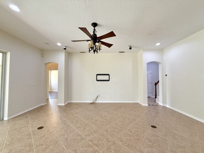 Building Photo - 15224 Kestrelrise Dr