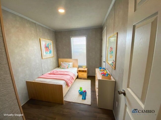 Building Photo - 27 Bradley Ln