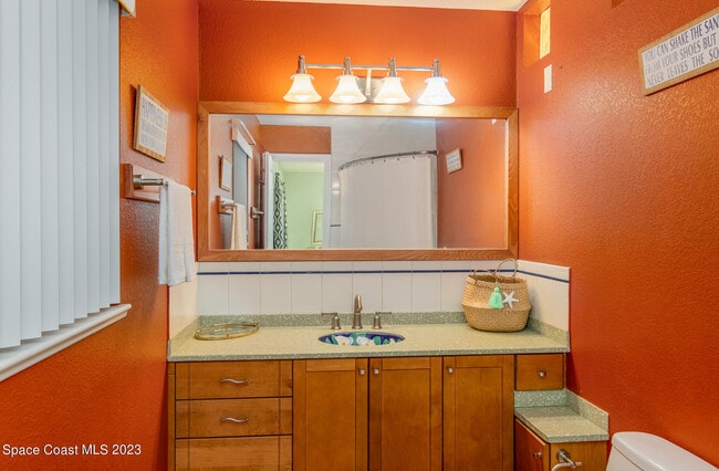 Building Photo - 187 Jamaica Dr