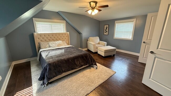 Building Photo - 8408 S Lorel Ave