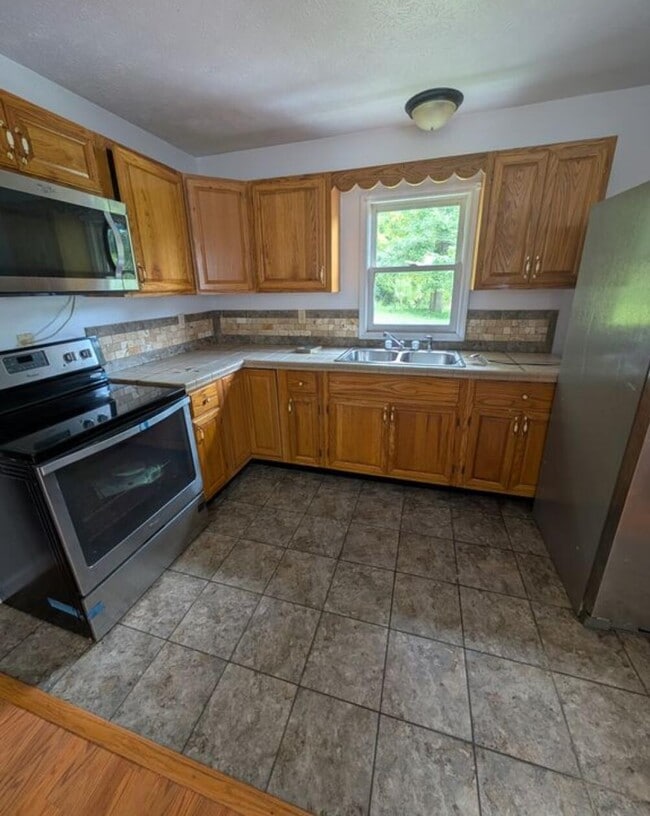 Building Photo - 56 Sand Lick Rd