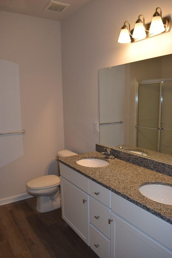 Building Photo - 29330 Towne Center Cir