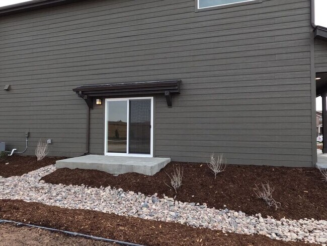 Building Photo - 2814 Barnstormer St