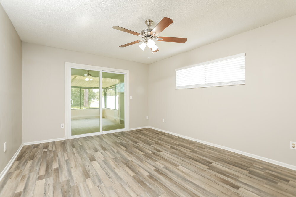 Building Photo - 208 12 League Cir