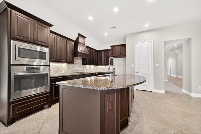 Building Photo - 27128 Allenby Park Dr