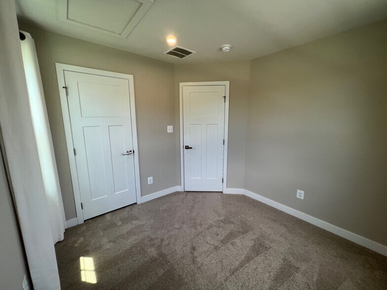 Building Photo - 1903 Spearfish Ct