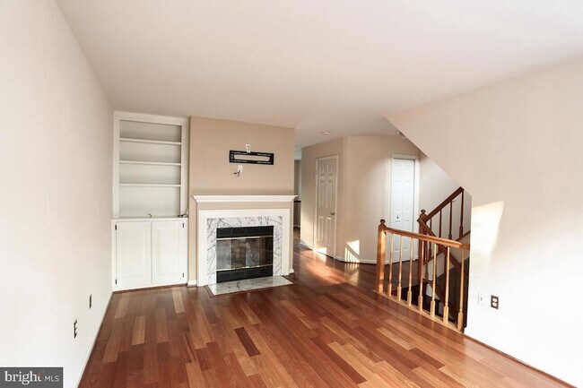 Building Photo - 6316 Over See Ct