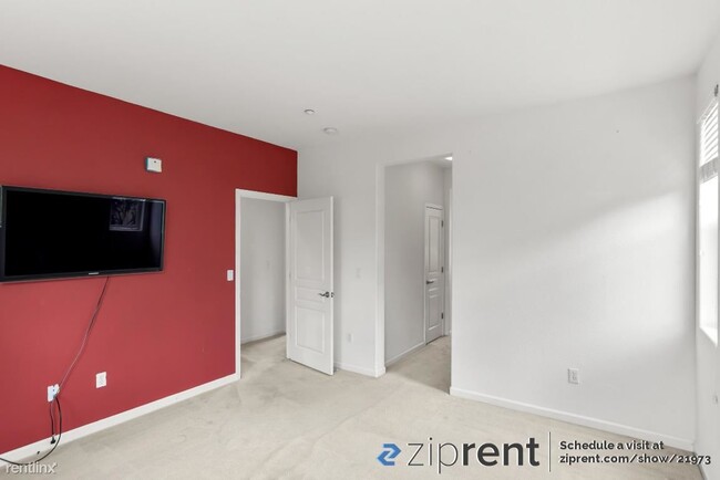 Building Photo - 3 br, 2.5 bath Condo - 2629 Northern Cross...