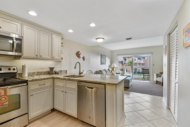 Building Photo - 5930-5A1a A1A S