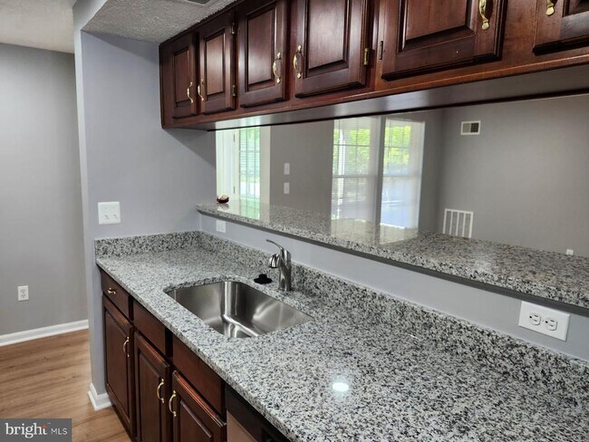 Building Photo - 12236 Ladymeade Ct
