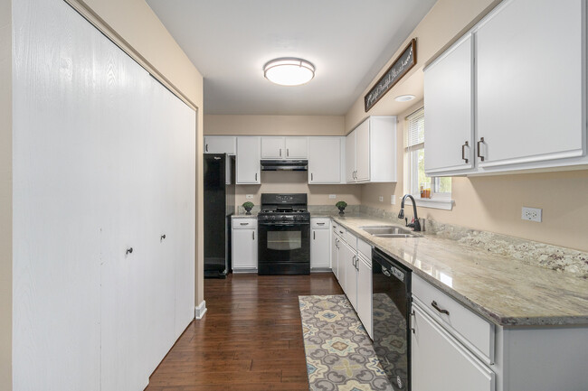 Building Photo - 3854 Cheryl Ct