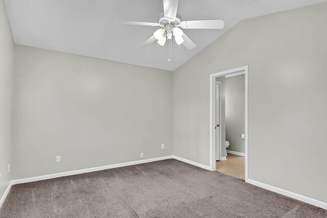 Building Photo - Charming 3-Bedroom, 2-Bath Home available ...