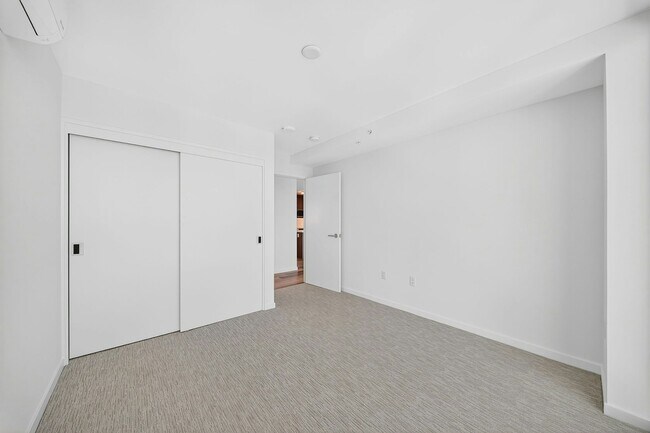 Building Photo - 1500 Rycroft St