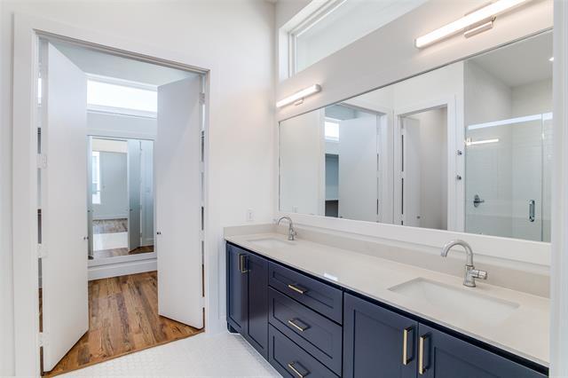 Building Photo - 5714 Lindell Ave