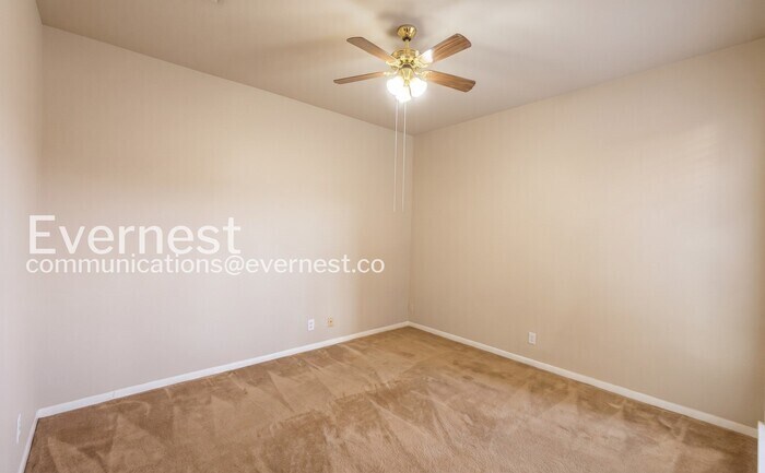 Building Photo - 3103 Hazy Park Dr